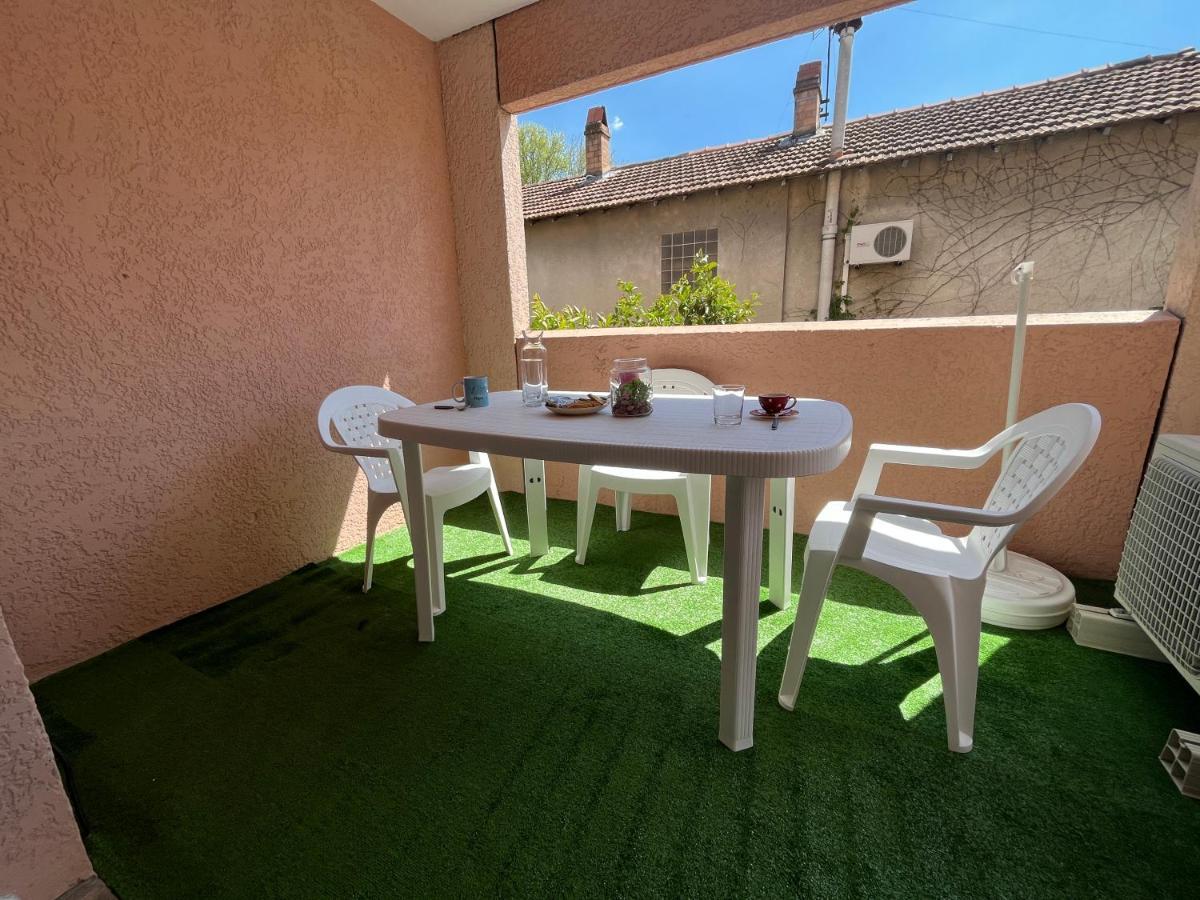 Apartmán Logement Renove Avec Mobilier 2023 Avignon Exteriér fotografie